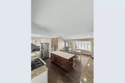12 Weiss Place, Deer Park, NY 11729 - Photo 3