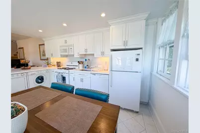 43 W Neck Road #Apt 1, Huntington, NY 11743 - Photo 7