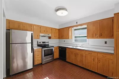 17 Yerkes Road, North Salem, NY 10560 - Photo 9
