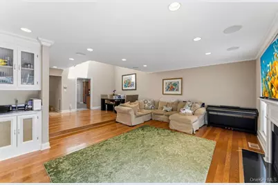 76 Estate Drive, Jericho, NY 11753 - Photo 7