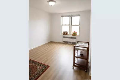 6725 Dartmouth Street #3M, Forest Hills, NY 11375 - Photo 3