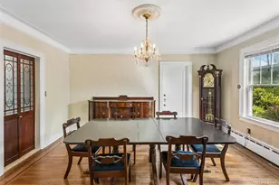 50 Roxbury Rd, Rockville Centre, NY 11570 - Photo 11