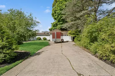 50 Roxbury Road, Rockville Centre, NY 11570 - Photo 43
