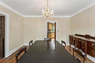 50 Roxbury Road, Rockville Centre, NY 11570 - Photo 15