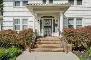50 Roxbury Rd, Rockville Centre, NY 11570 - Photo 3