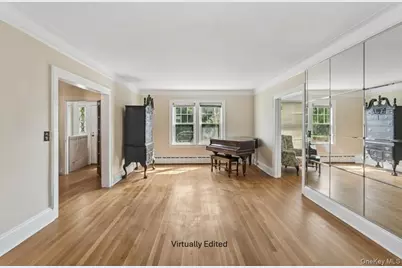 50 Roxbury Road, Rockville Centre, NY 11570 - Photo 5