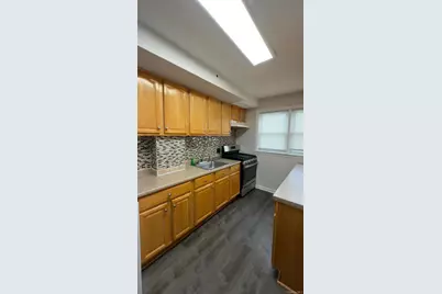15325 77th Road, Flushing, NY 11367 - Photo 3