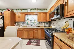 2594 Schurz Ave, Bronx, NY 10465 - Photo 29