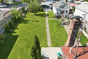 2594 Schurz Ave, Bronx, NY 10465 - Photo 5