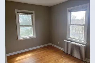 30 W George Avenue, Pearl River, NY 10965 - Photo 17