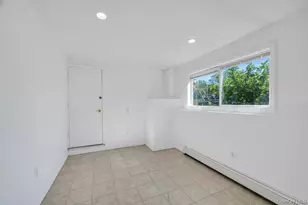 20 Handsome Ave, Selden, NY 11784 - Photo 9