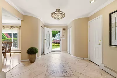 33 Roy Drive, Nesconset, NY 11767 - Photo 5