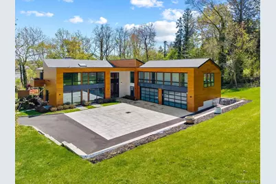 369 E Shore Road, Great Neck, NY 11023 - Photo 39