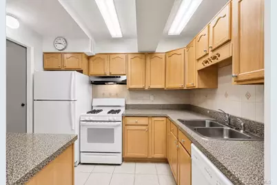 209-33 26th Avenue #TJ, Bayside, NY 11360 - Photo 5
