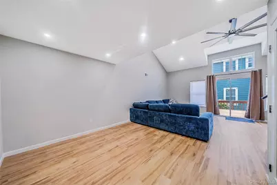 2 Clubhouse Circle, Central Islip, NY 11722 - Photo 7