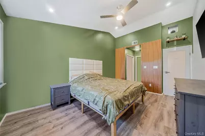 2 Clubhouse Circle, Central Islip, NY 11722 - Photo 11