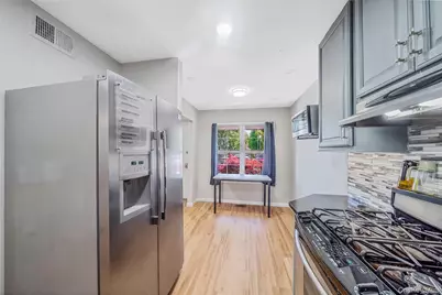 2 Clubhouse Circle, Central Islip, NY 11722 - Photo 5