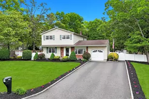 277 Magnolia Dr, Selden, NY 11784 - Photo 3