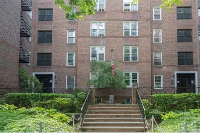 120-10 85th Avenue #5H, Kew Gardens, NY 11415 - Photo 1