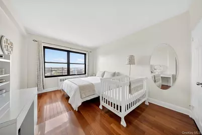9905 63rd Drive #14R, Rego Park, NY 11374 - Photo 5