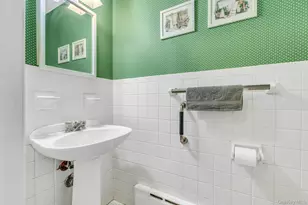 15 Palmer Dr, Sayville, NY 11782 - Photo 11