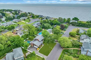 15 Palmer Dr, Sayville, NY 11782 - Photo 29