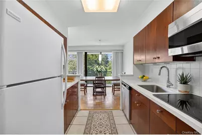 15 Stewart Place #7H, White Plains, NY 10603 - Photo 11