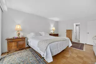 15 Stewart Pl, White Plains, NY 10603 - Photo 15