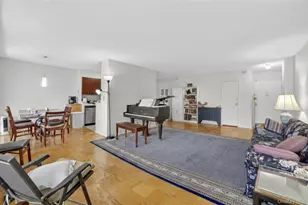 15 Stewart Pl, White Plains, NY 10603 - Photo 5
