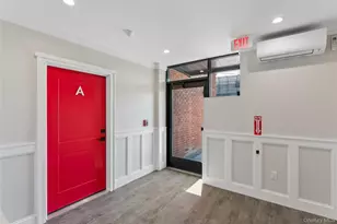 780 New York Ave, Huntington, NY 11043 - Photo 3