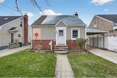 390 Locust Avenue, Uniondale, NY 11553 - Photo 3