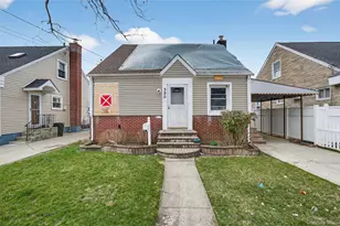 390 Locust Ave, Uniondale, NY 11553 - Photo 3