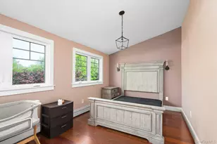 88 Tulipwood Dr, Commack, NY 11725 - Photo 11