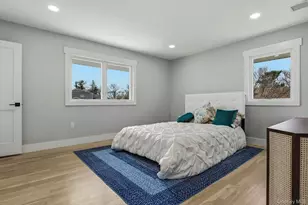 2040 Wellington Ct, Westbury, NY 11590 - Photo 25