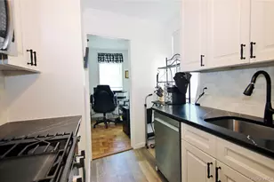 76 Dehaven Dr, Yonkers, NY 10703 - Photo 15