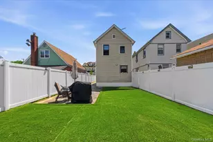 218-25 104th Ave, Queens Village, NY 11429 - Photo 23