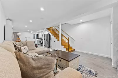 203 E Prospect Avenue, Mount Vernon, NY 10550 - Photo 19