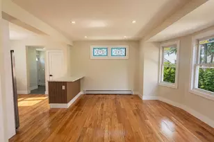 119-48 190th St, Saint Albans, NY 11412 - Photo 9