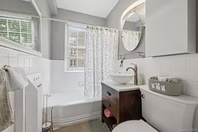 230 Central Avenue #1F, Lawrence, NY 11559 - Photo 15