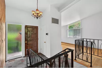 4 Brookdell Drive, Hartsdale, NY 10530 - Photo 7