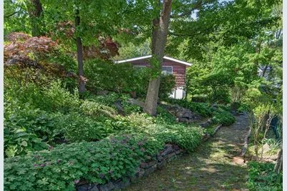 4 Brookdell Drive, Hartsdale, NY 10530 - Photo 33