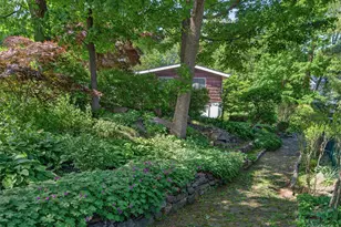 4 Brookdell Dr, Hartsdale, NY 10530 - Photo 33
