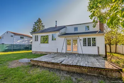 147 Branch Avenue, Central Islip, NY 11722 - Photo 39