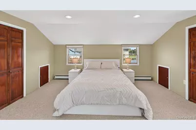20 Bayview Lane, Amityville, NY 11701 - Photo 19