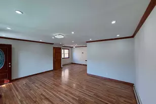 177-28 129th Ave, Jamaica, NY 11434 - Photo 9