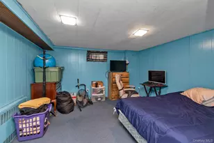 106 Green Ave, Hempstead, NY 11550 - Photo 15