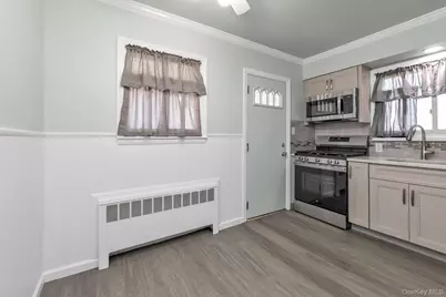 106 Green Avenue, Hempstead, NY 11550 - Photo 7