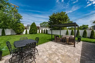 3 Baylor Dr, Smithtown, NY 11787 - Photo 17
