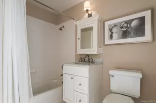 5 Willow Run Rd, Greenwich, CT 06831 - Photo 25