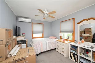 25 Rock Ln, Levittown, NY 11756 - Photo 13
